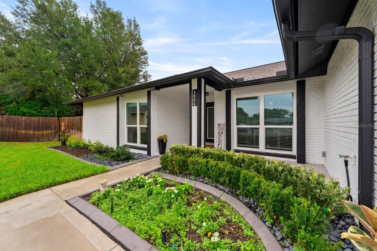 3906 BRAUN WAY — photo 6 of 41