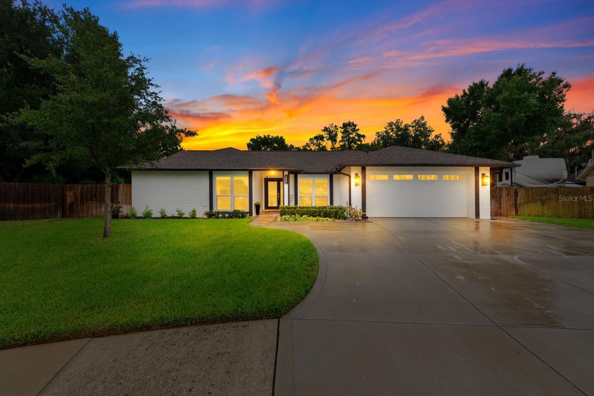 3906 BRAUN WAY — photo 4 of 41