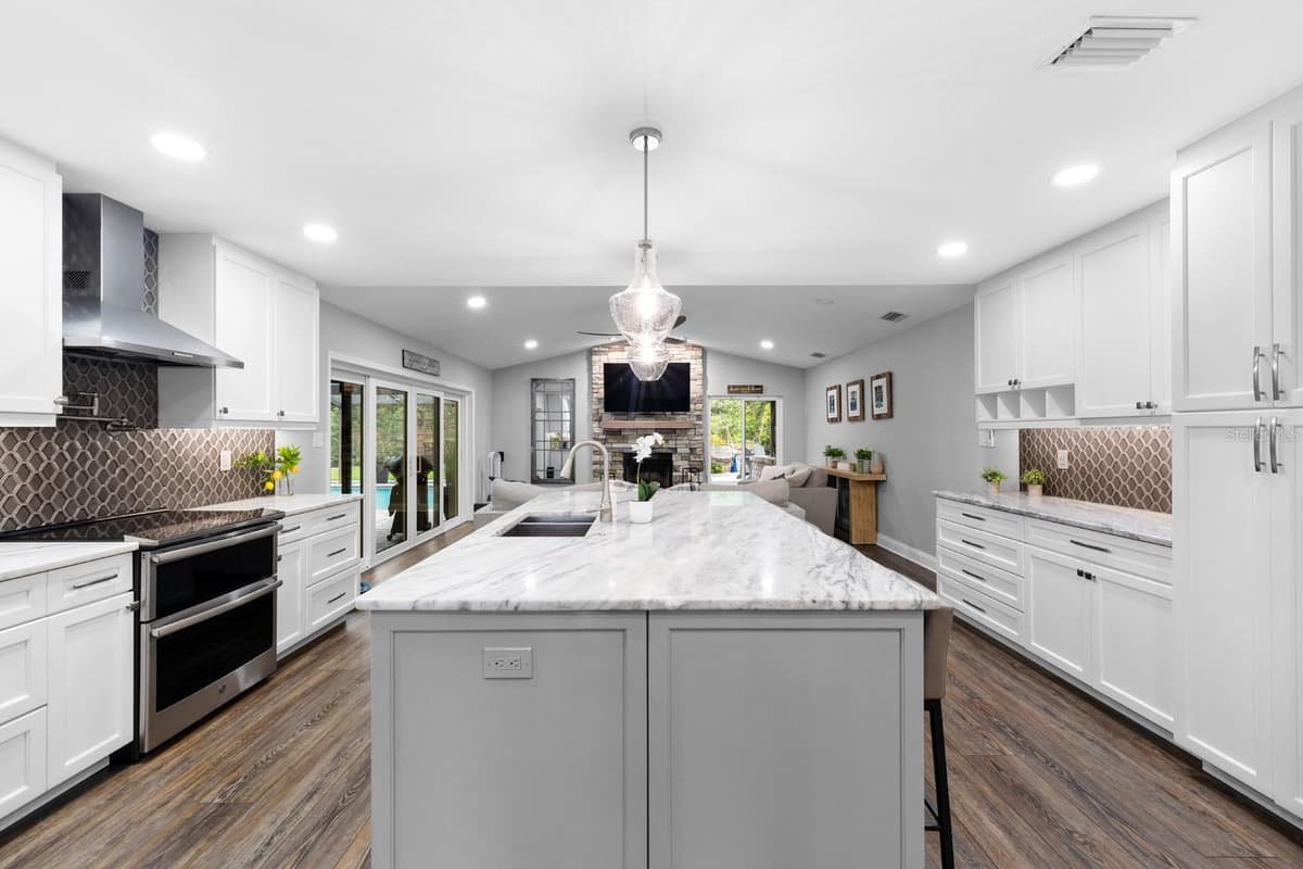 3906 BRAUN WAY — photo 9 of 41