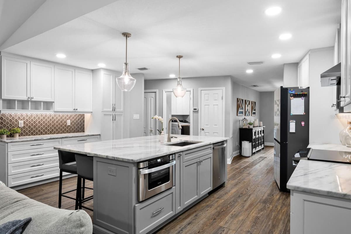 3906 BRAUN WAY — photo 11 of 41