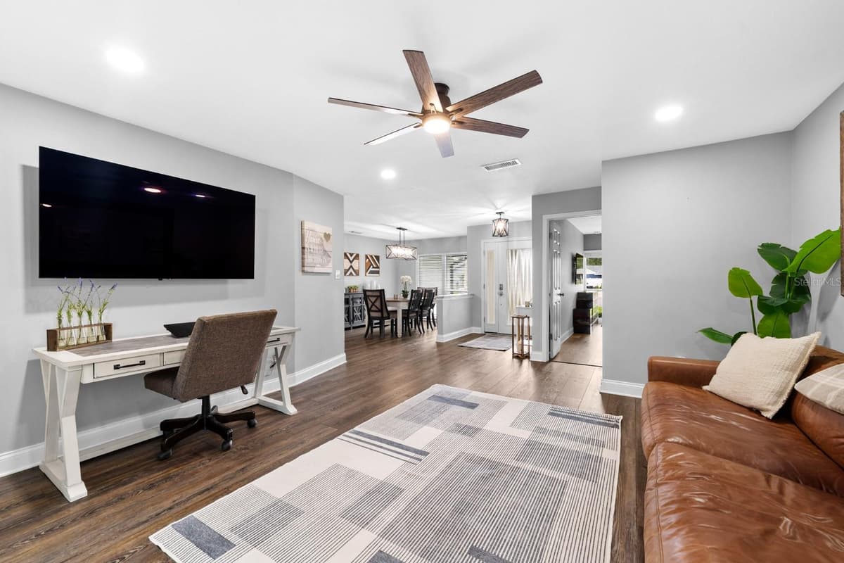 3906 BRAUN WAY — photo 13 of 41