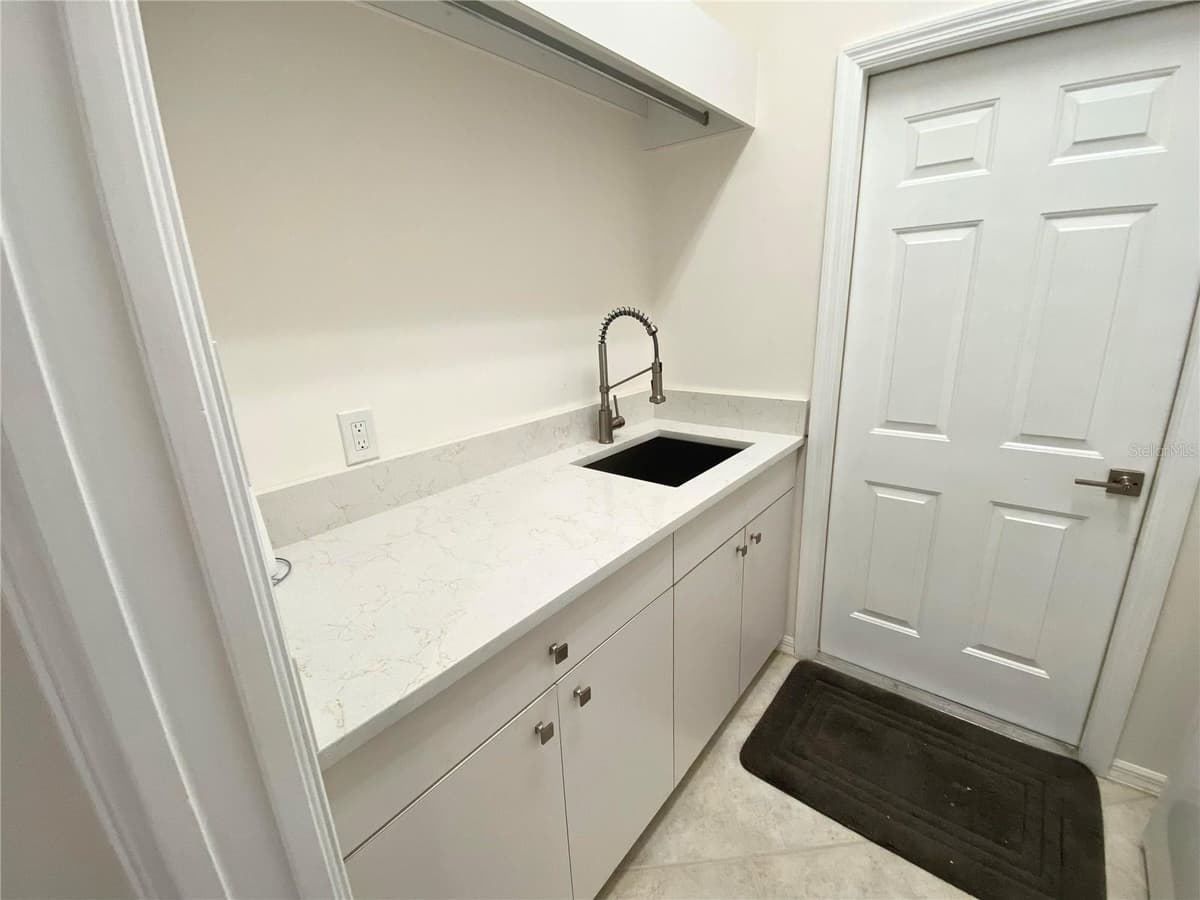 7468 ROXYE LANE — photo 45 of 64
