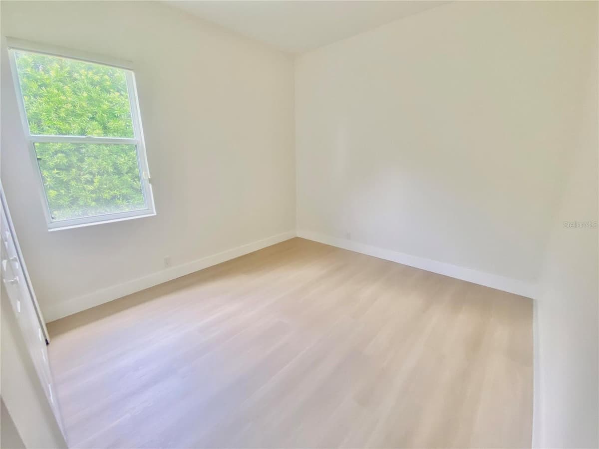 7468 ROXYE LANE — photo 39 of 64