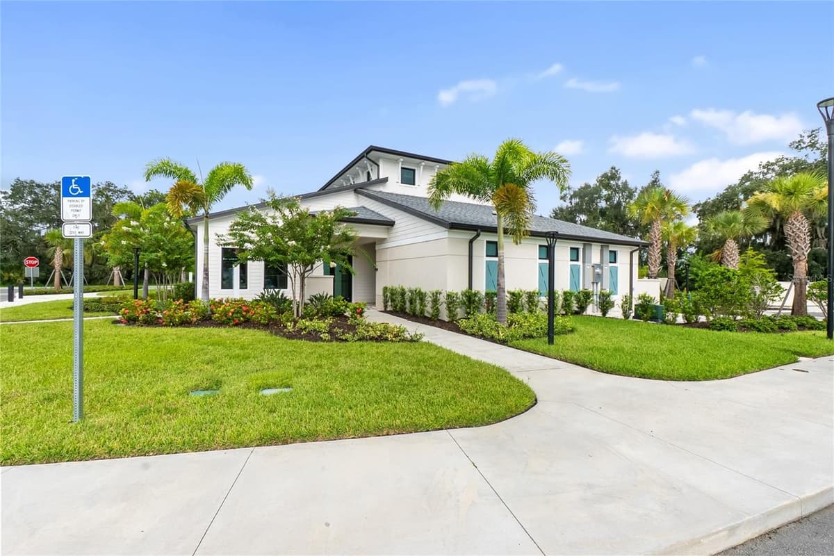 7124 AMELIA RIVER DRIVE — photo 36 of 45