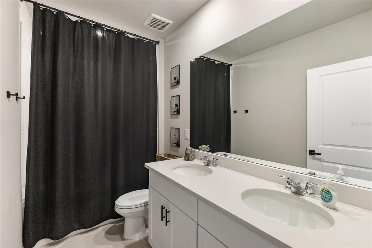 7124 AMELIA RIVER DRIVE — photo 13 of 45