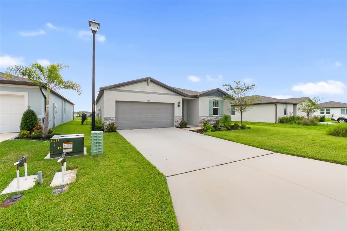 7124 AMELIA RIVER DRIVE — photo 32 of 45