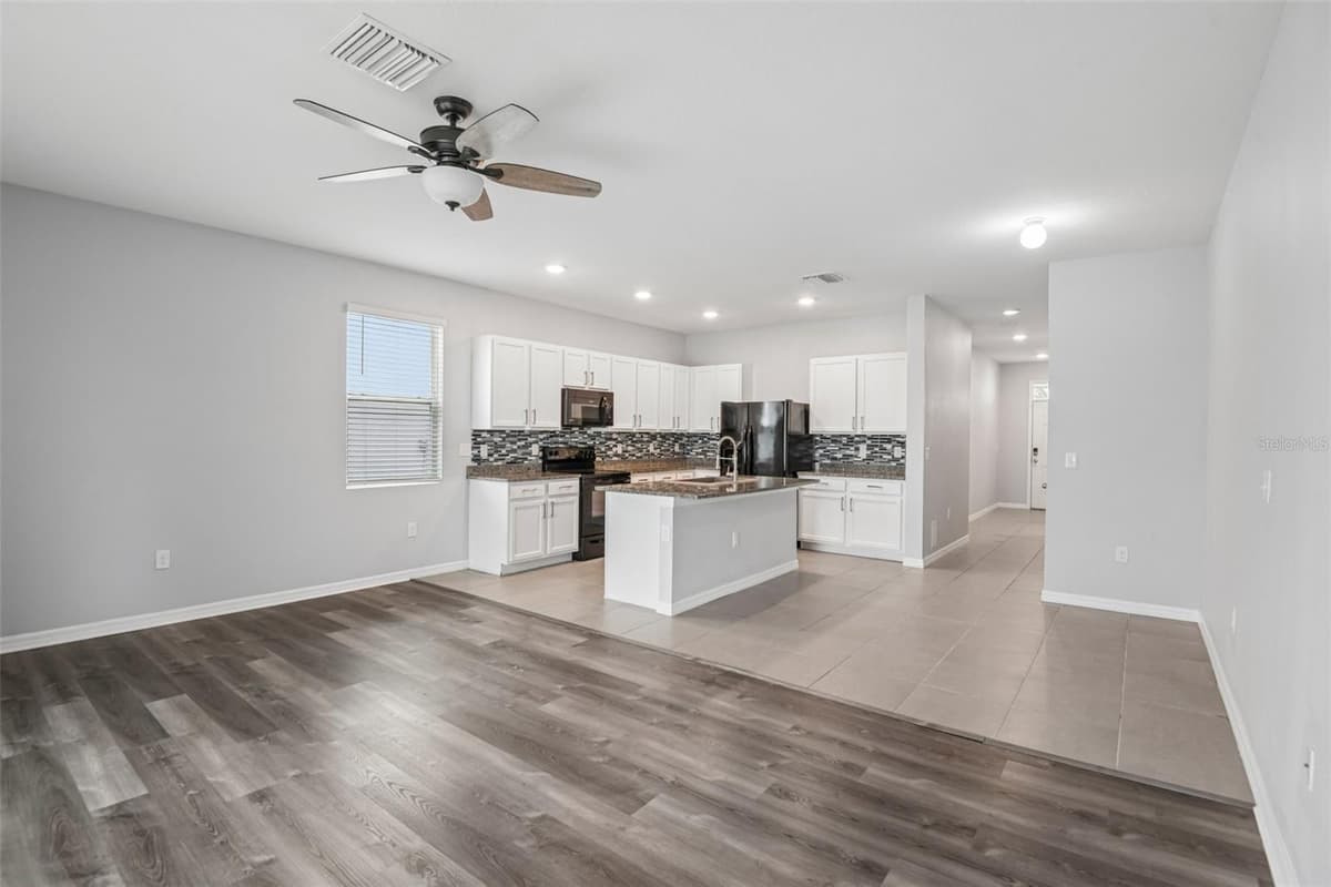 2685 SUNCOAST BLEND DRIVE — photo 14 of 56