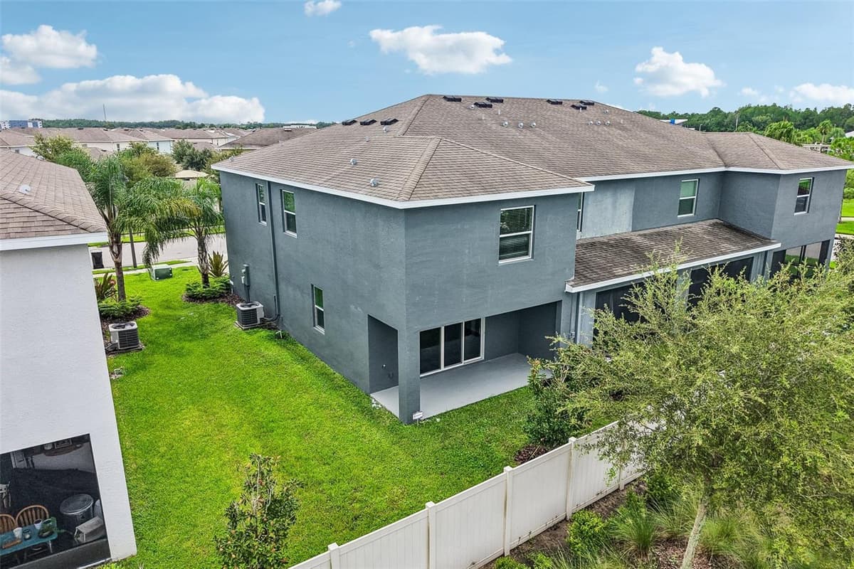 2685 SUNCOAST BLEND DRIVE — photo 38 of 56