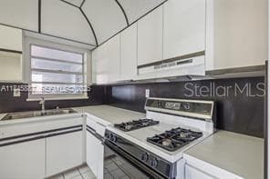 10471 141 STREET — photo 13 of 32