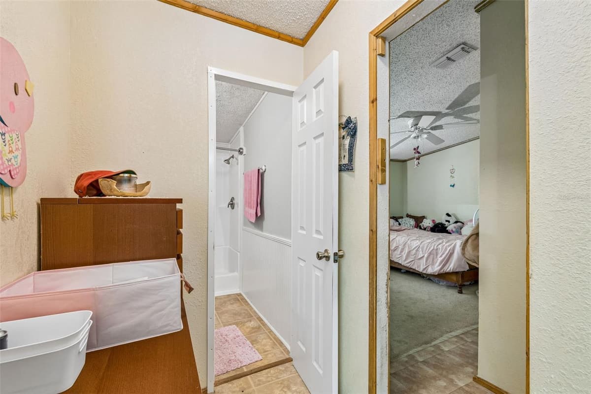 4404 PLATT ROAD — photo 15 of 32