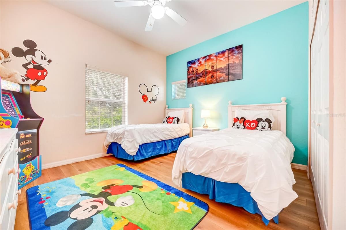 205 LUCAYA LOOP — photo 11 of 24