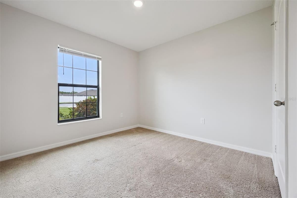 35685 ROSE MOSS AVENUE — photo 23 of 39