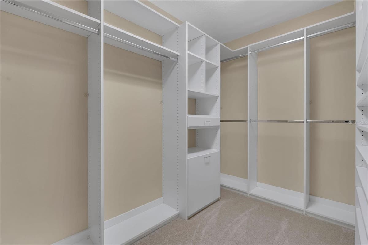 1889 BERKELEY COURT — photo 10 of 19
