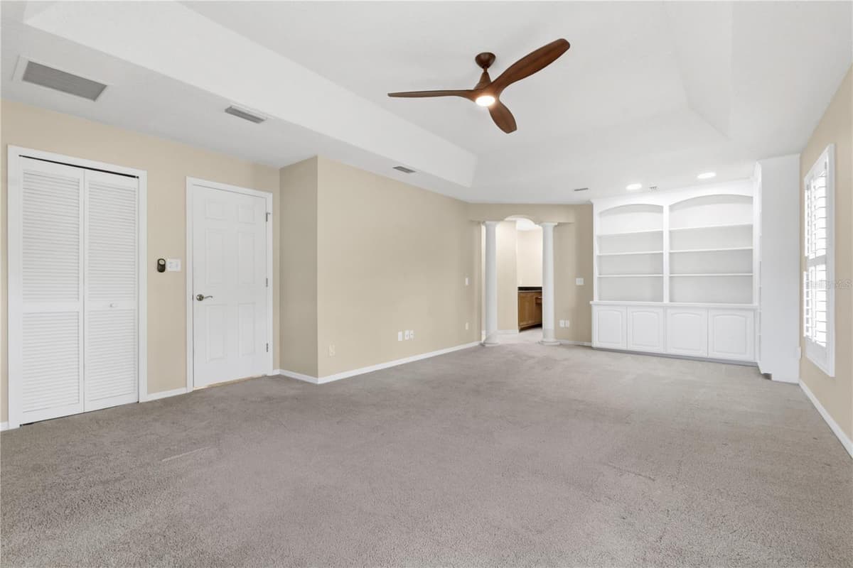 1889 BERKELEY COURT — photo 9 of 19
