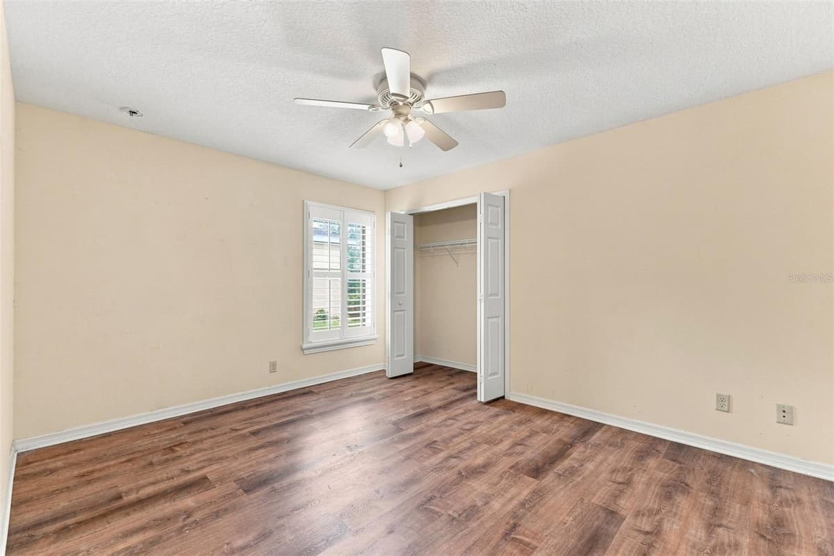 27127 STONEY BROOK DRIVE — photo 32 of 49