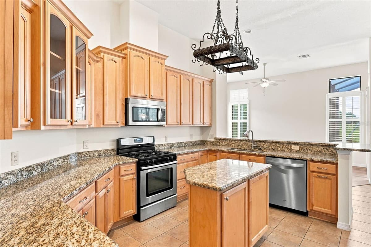 27127 STONEY BROOK DRIVE — photo 15 of 49