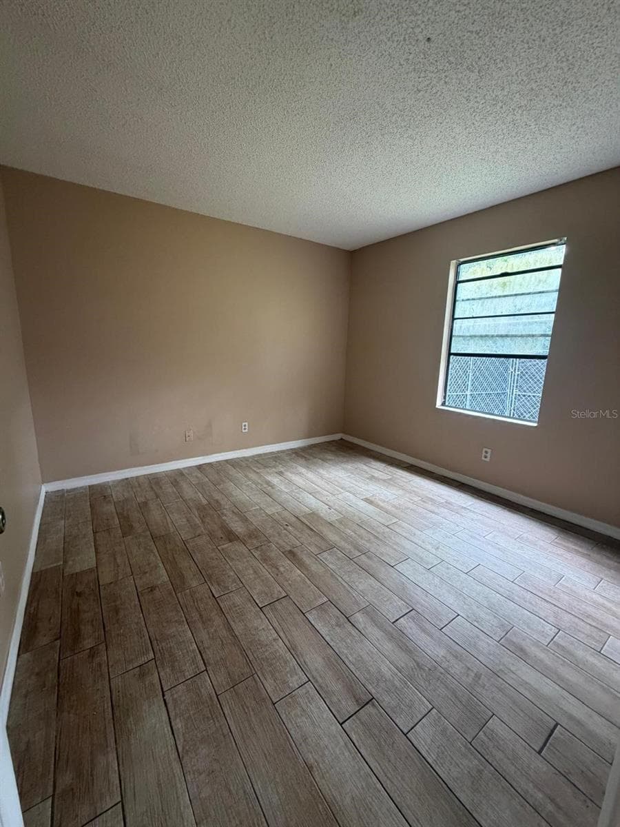 1726 MONTICELLO STREET — photo 23 of 25
