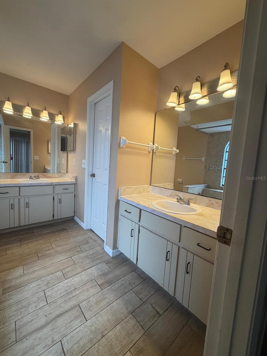 1726 MONTICELLO STREET — photo 21 of 25