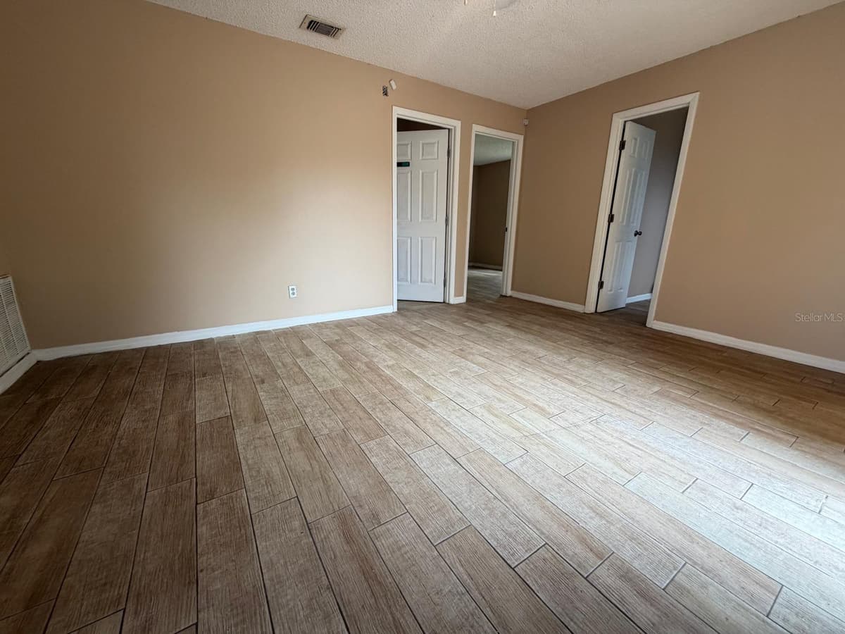 1726 MONTICELLO STREET — photo 10 of 25