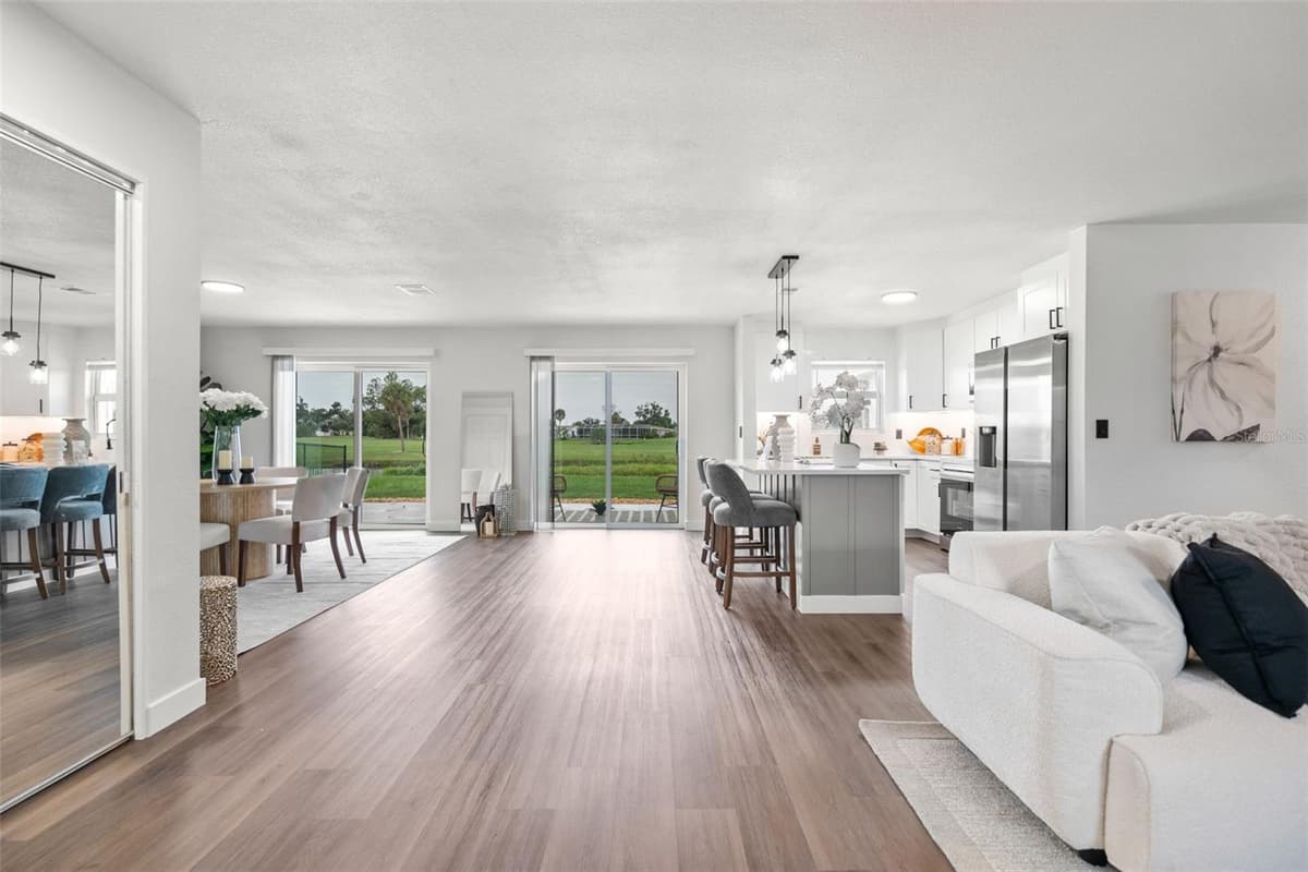 30 OAKLAND HILLS COURT — photo 7 of 65