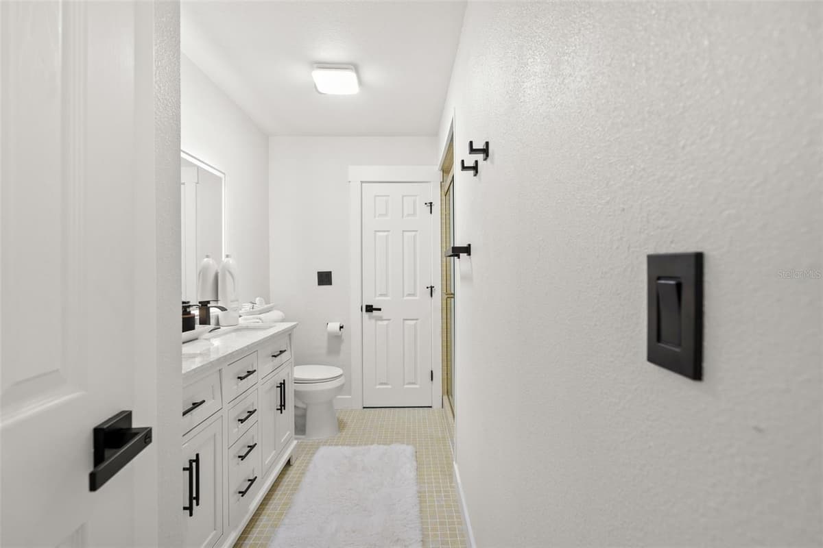 30 OAKLAND HILLS COURT — photo 43 of 65
