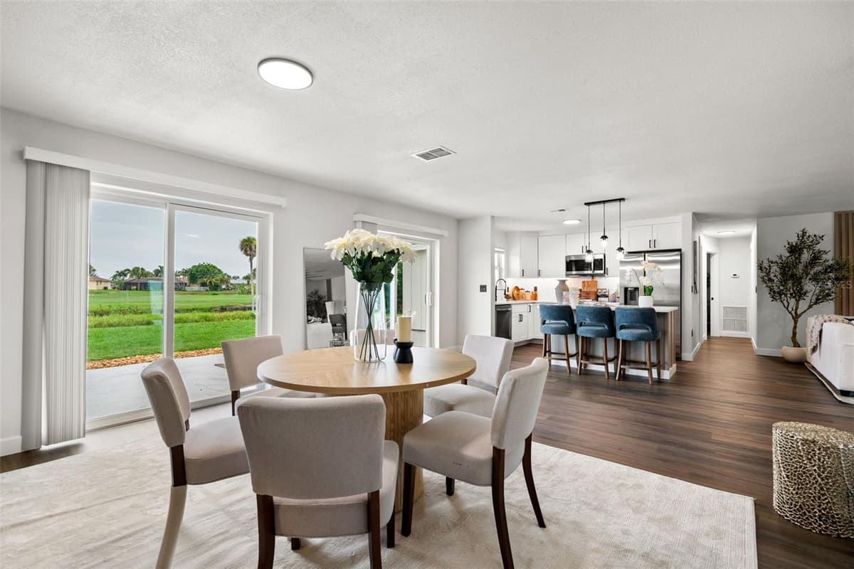 30 OAKLAND HILLS COURT — photo 13 of 65