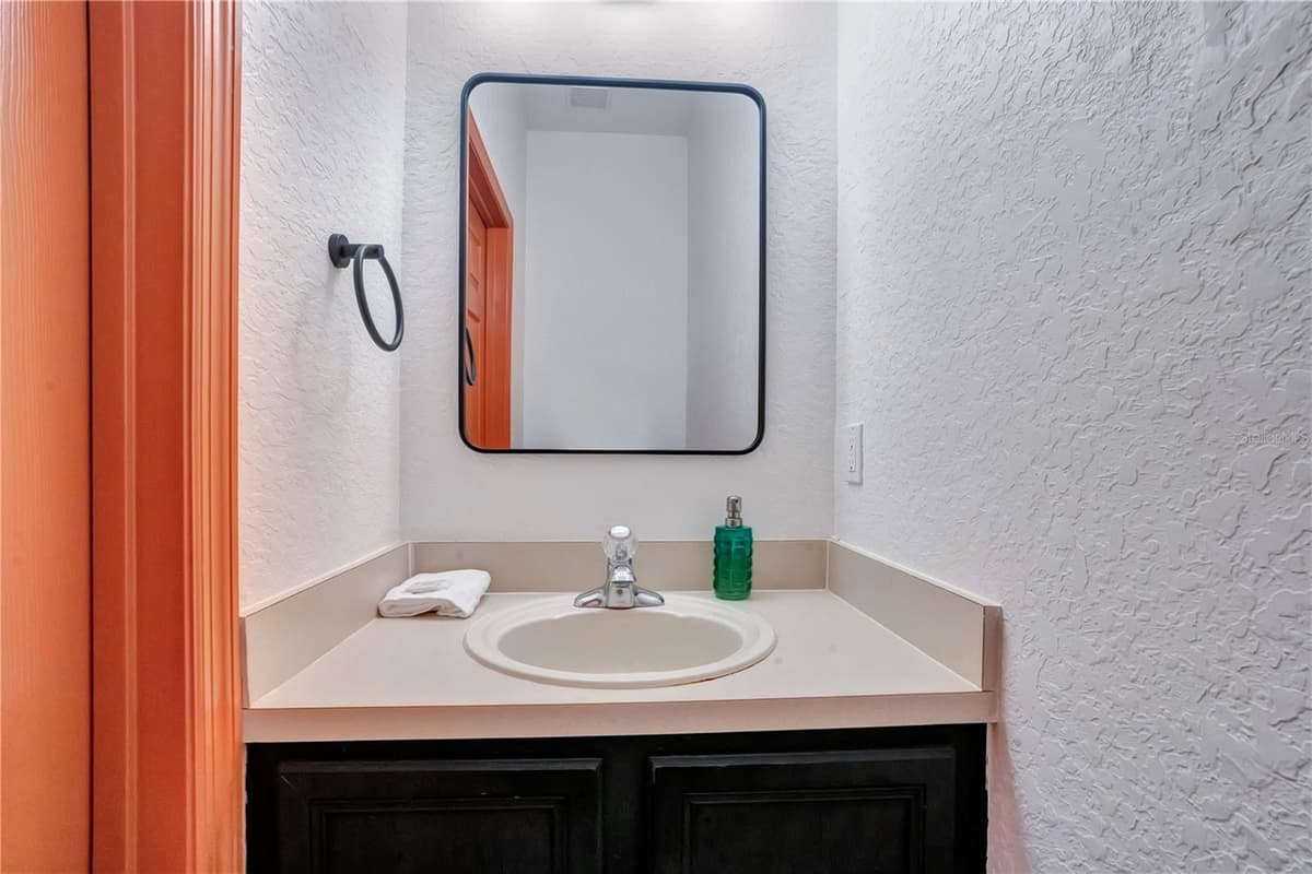 2735 CALABRIA AVENUE — photo 19 of 67