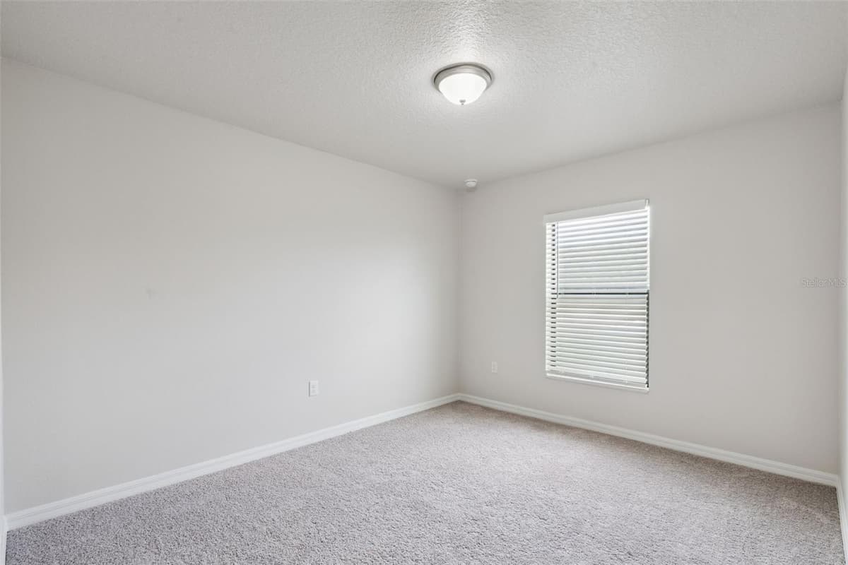 1665 LUFT LANE — photo 17 of 32