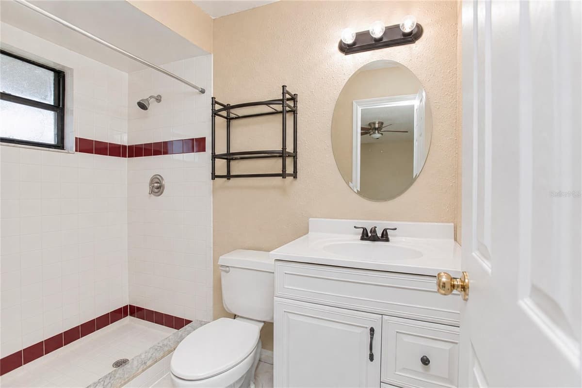 7621 RUTHWIND COURT — photo 15 of 25