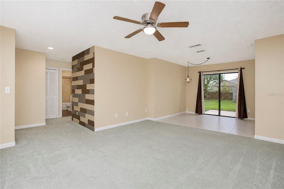 7621 RUTHWIND COURT — photo 7 of 25
