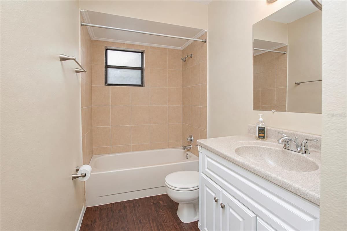 7621 RUTHWIND COURT — photo 16 of 25