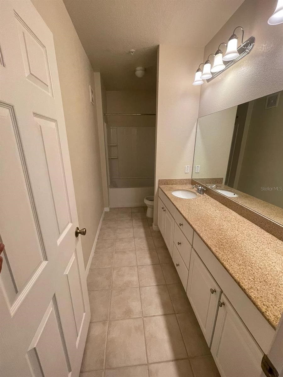 142 SOUTHERN PECAN CIRCLE — photo 5 of 16