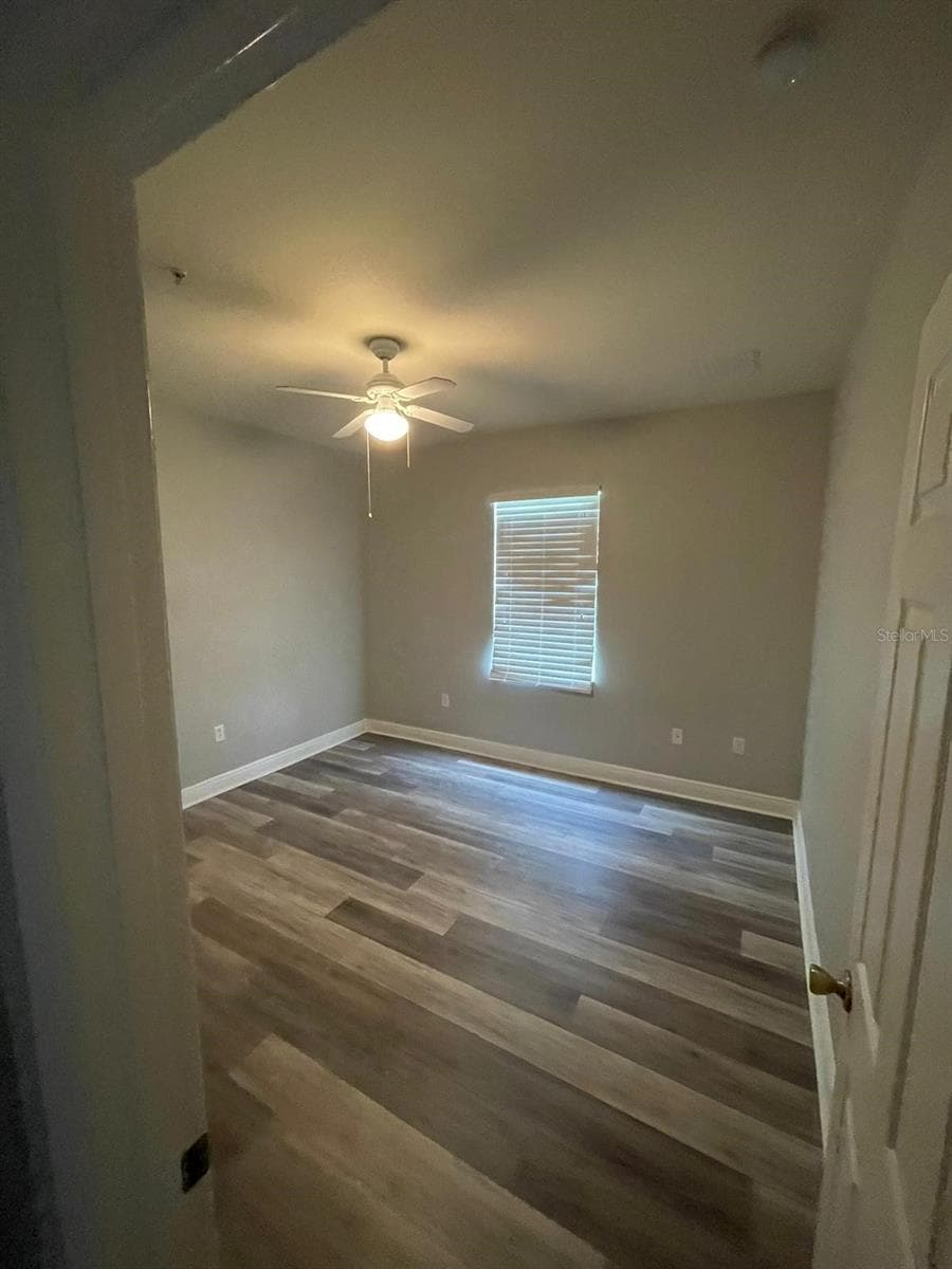 142 SOUTHERN PECAN CIRCLE — photo 9 of 16