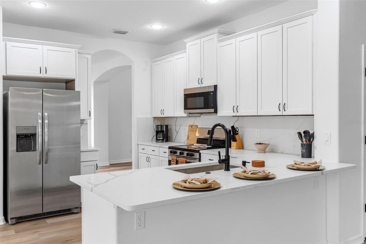 2509 RIVER BRIAR BOULEVARD — photo 11 of 47