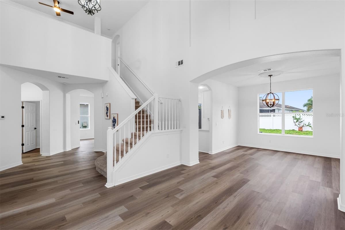 2509 RIVER BRIAR BOULEVARD — photo 7 of 47