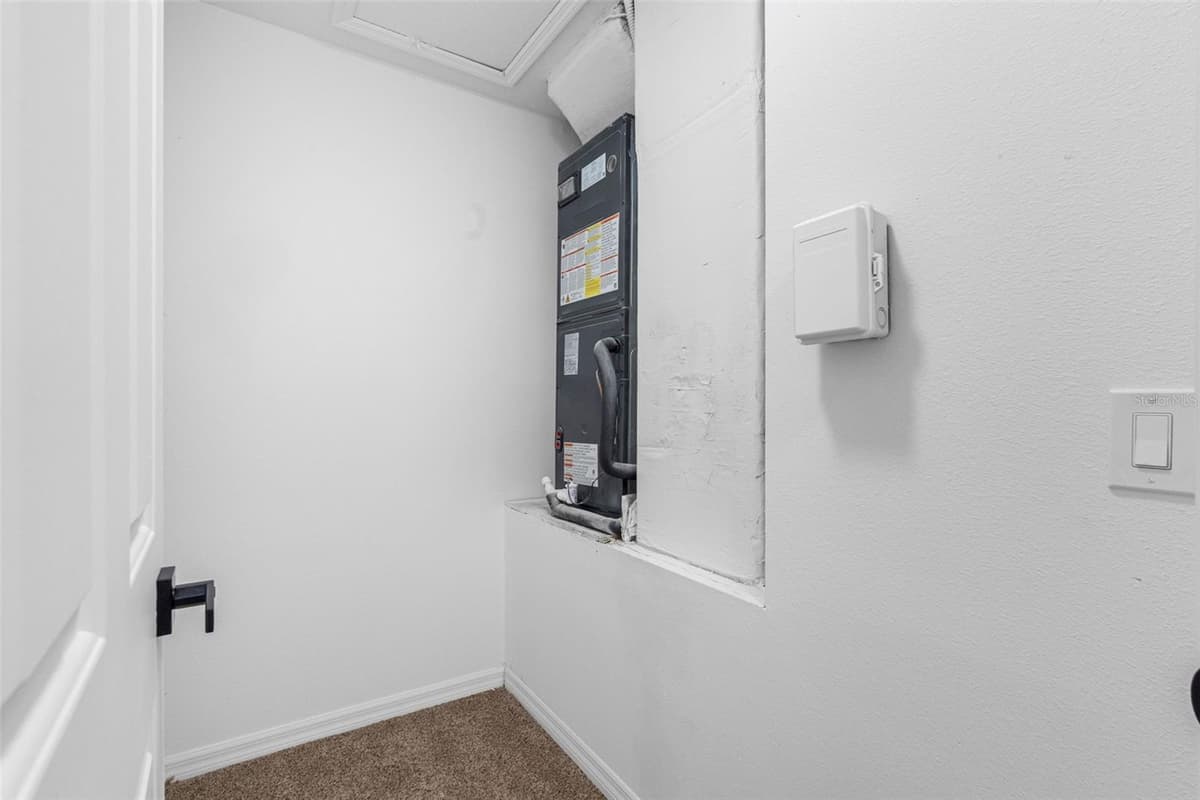 2509 RIVER BRIAR BOULEVARD — photo 32 of 47