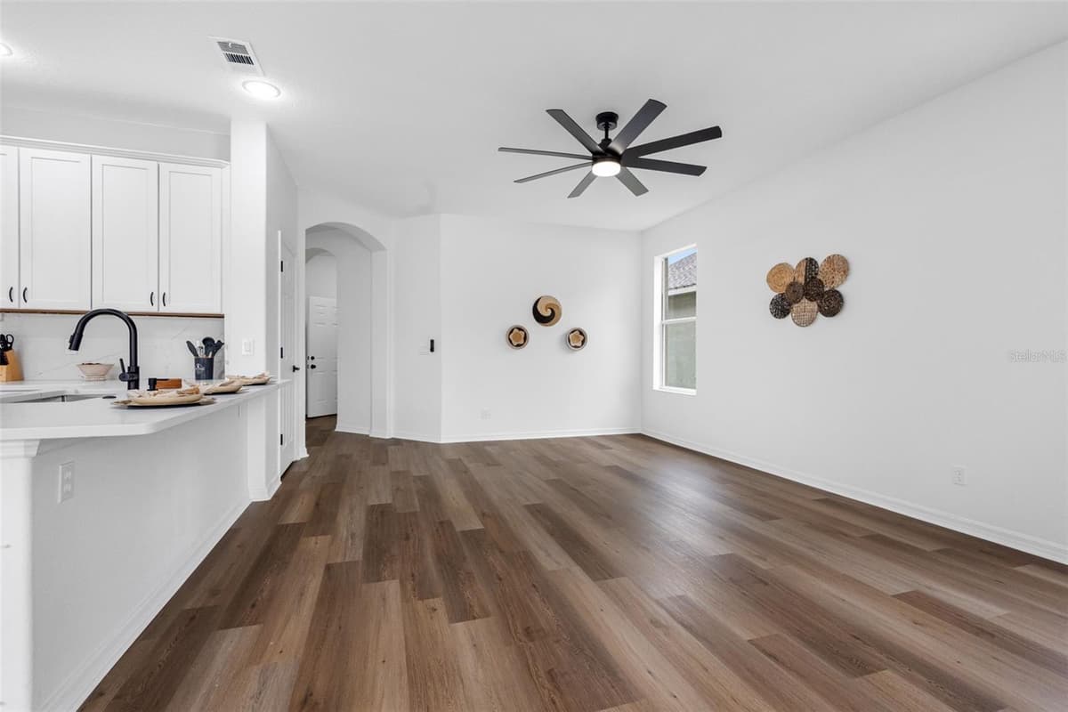 2509 RIVER BRIAR BOULEVARD — photo 17 of 47