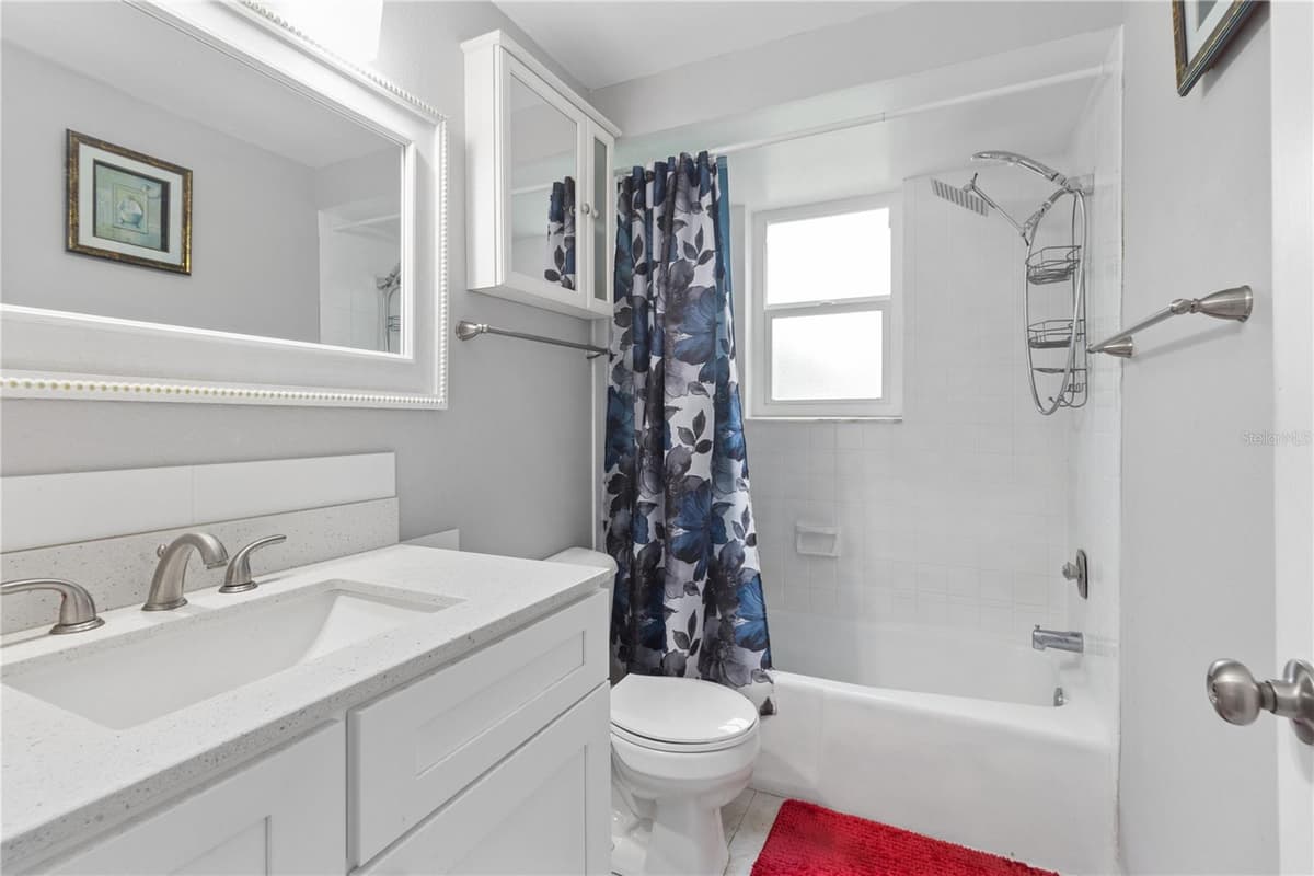 9733 DICK STREET — photo 17 of 41