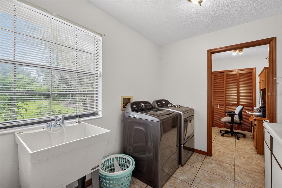 15240 SHADY LANE — photo 34 of 63