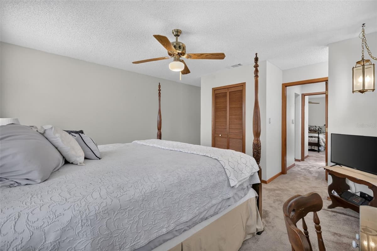15240 SHADY LANE — photo 44 of 63