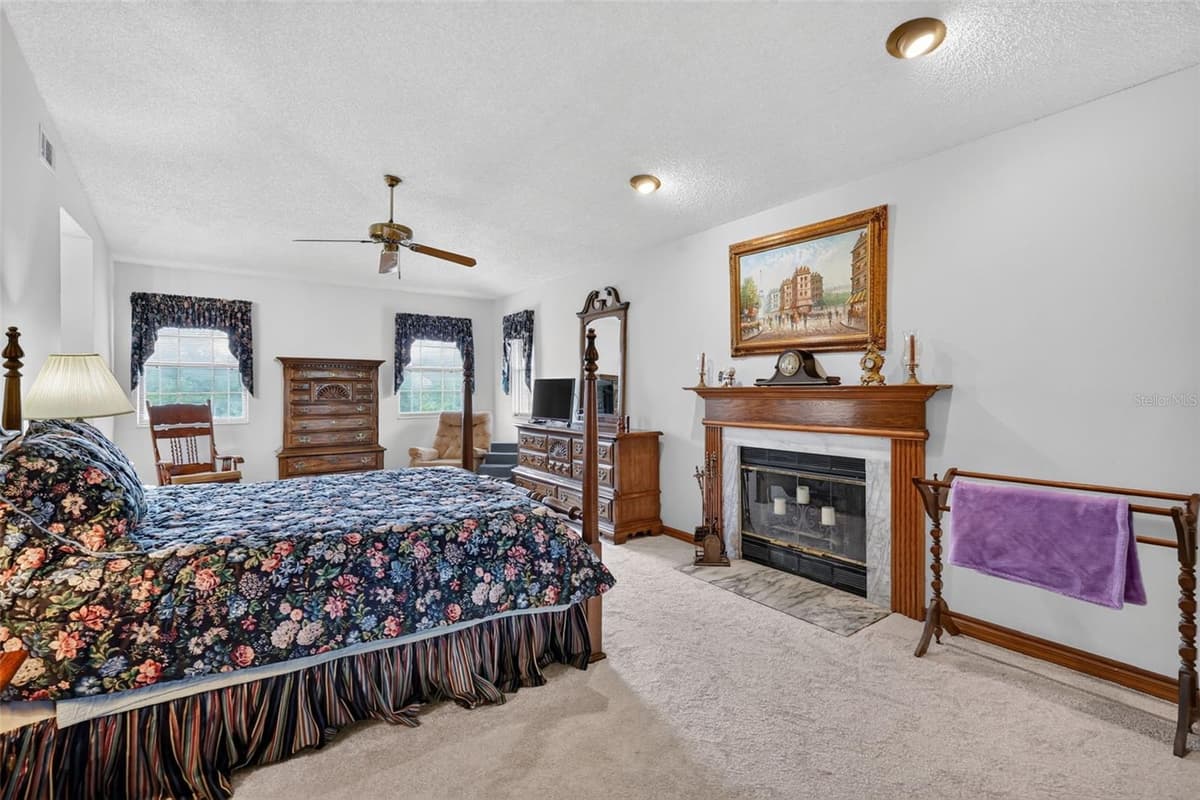 15240 SHADY LANE — photo 36 of 63