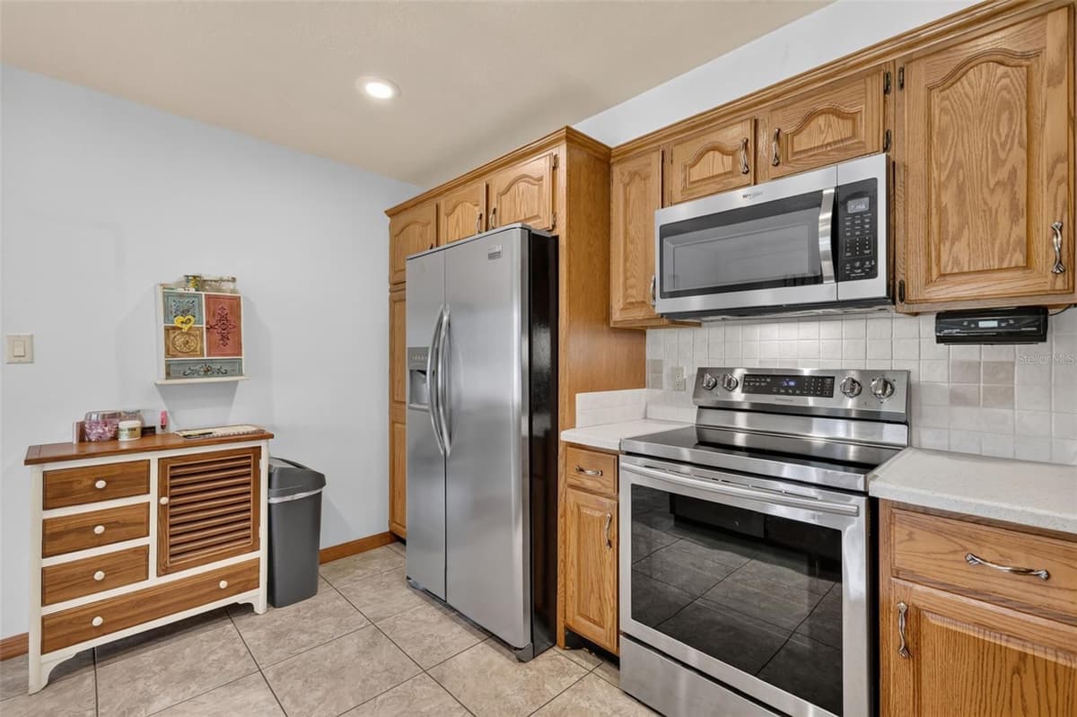 15240 SHADY LANE — photo 31 of 63