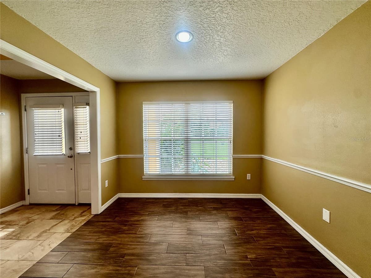 4519 ASHFORD DRIVE — photo 13 of 35