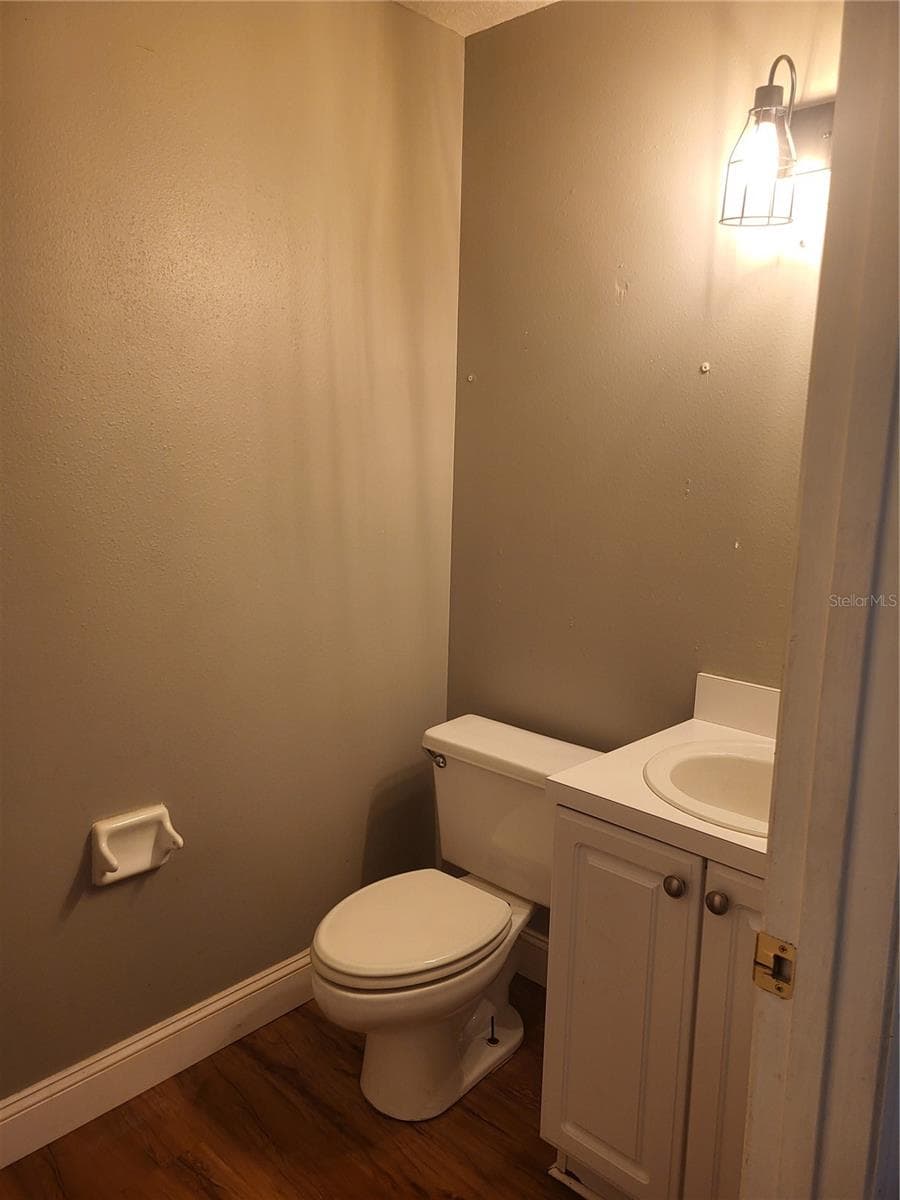 1188 FOXFORREST CIRCLE — photo 9 of 21