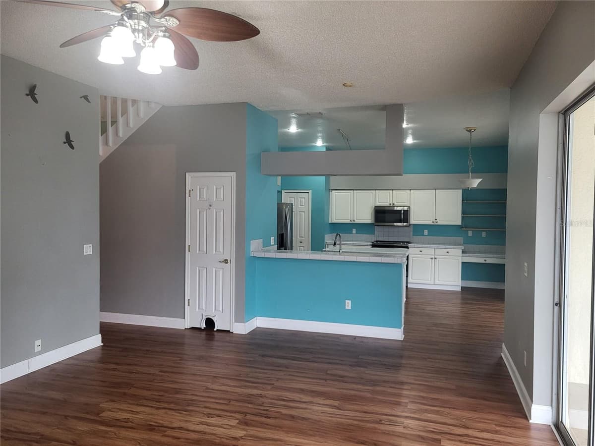 1188 FOXFORREST CIRCLE — photo 2 of 21