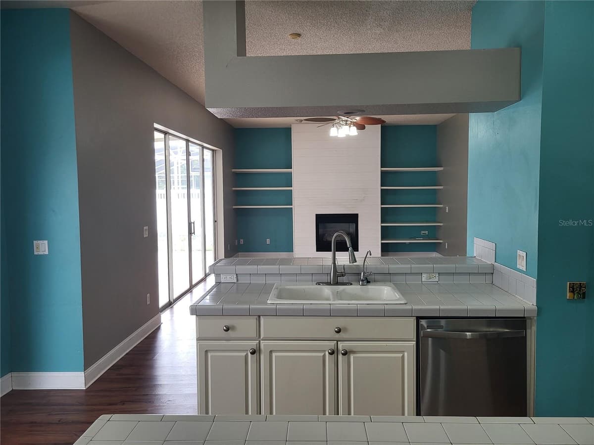 1188 FOXFORREST CIRCLE — photo 4 of 21
