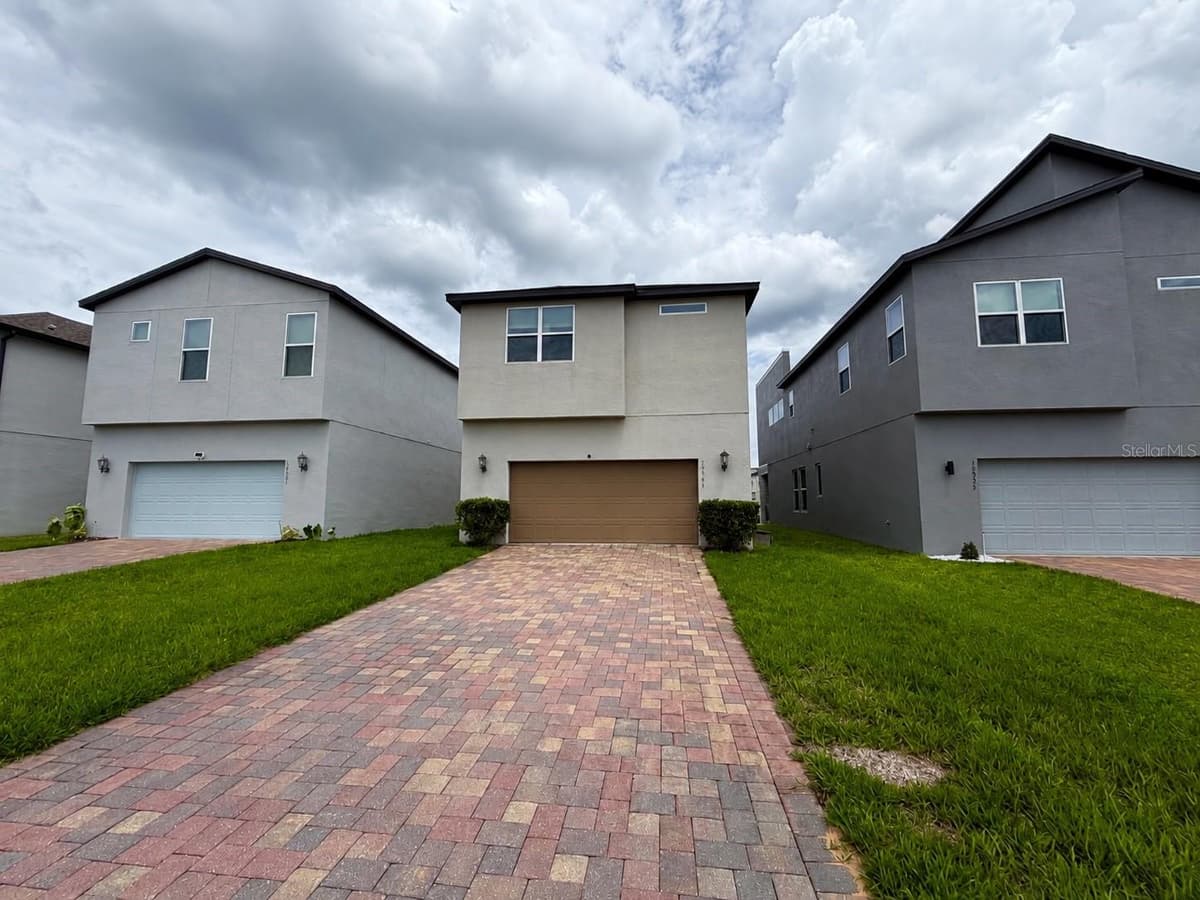 10301 AUSTRINA OAK LOOP — photo 11 of 18