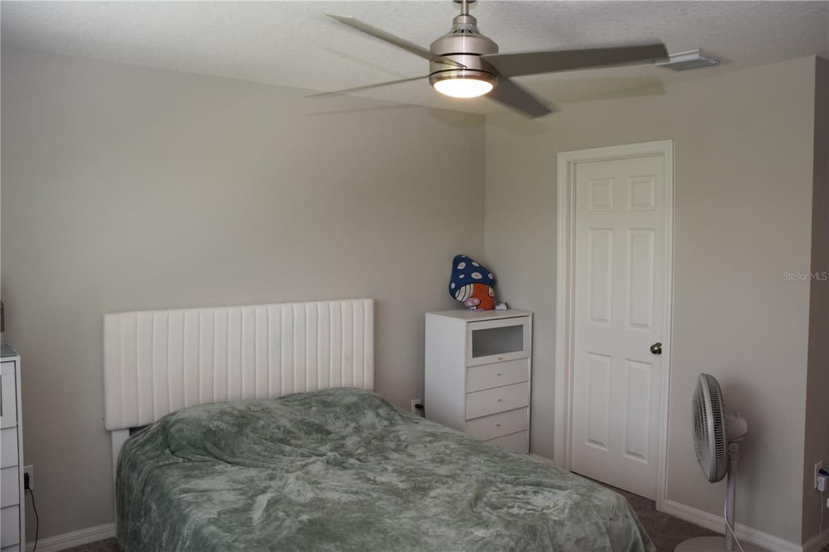 7043 SUMMER HOLLY PLACE — photo 13 of 23