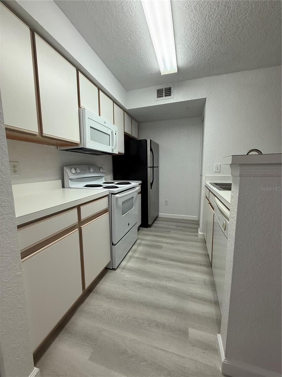 2208 ANTIGUA PLACE — photo 16 of 28