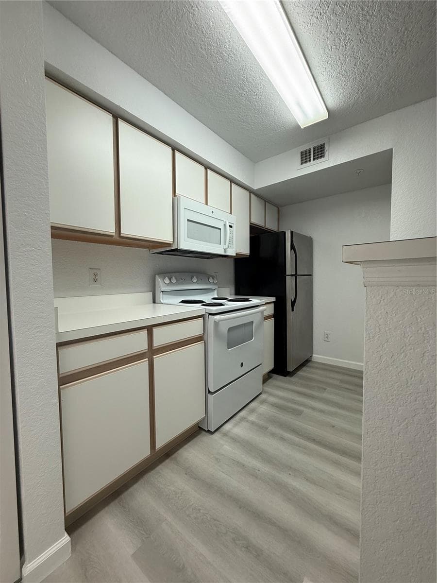 2208 ANTIGUA PLACE — photo 17 of 28
